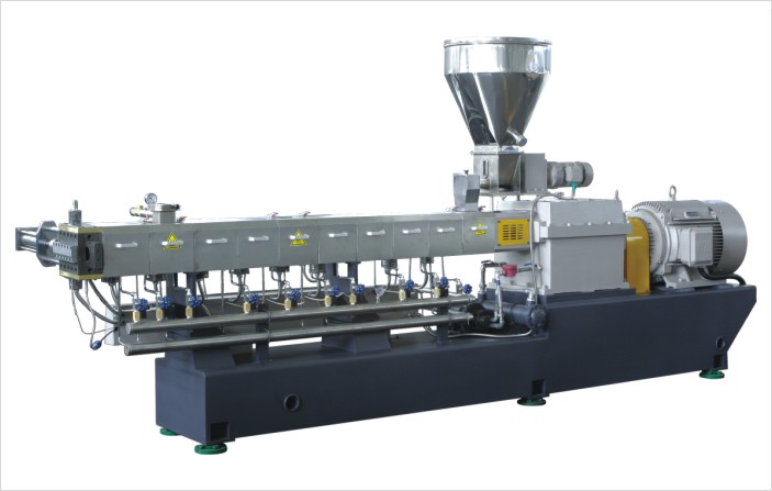 Twin Screw Extruder